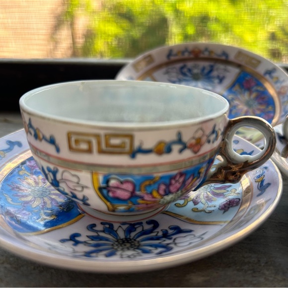 Egg shell Porcelain Teacups - Picture 5 of 5